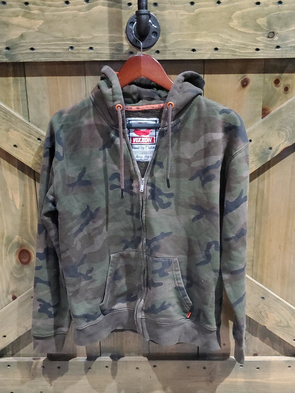 DIXXON Vixxon Camo Zip Hoodie Green Brown Ground Up Stay Classy Sassy Red Lips